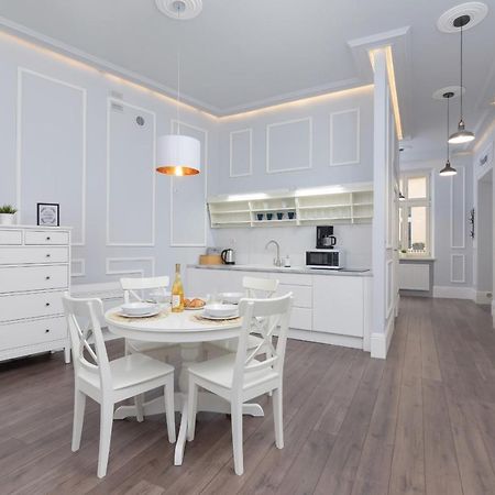 Perla Starego Miasta Kamienica Czapskich By Noclegi Renters 克拉科夫 外观 照片