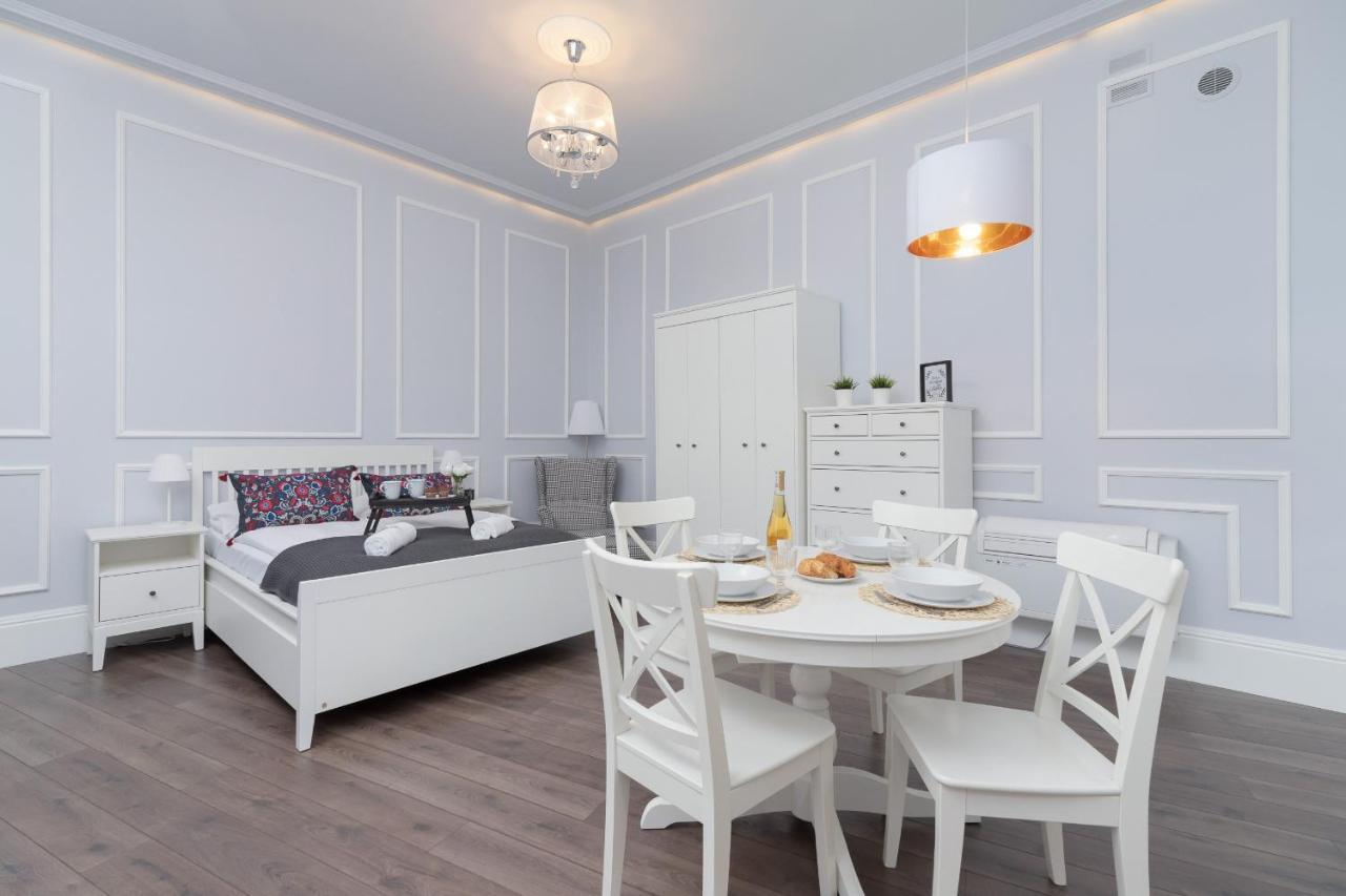 Perla Starego Miasta Kamienica Czapskich By Noclegi Renters 克拉科夫 外观 照片